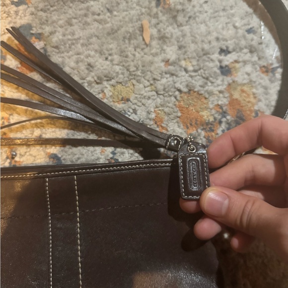 Vintage Coach Brown Leather Hobo Style Crossbody Bag - Picture 3 of 7